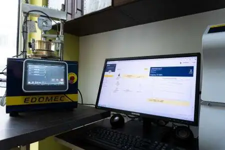 Imagine pentru:Prelevare, testare, analiză materiale de constructiigalerie