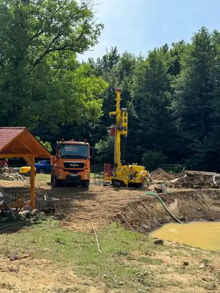 Imagine pentru:Lucrări de foraj pentru investigare sol, apa, micropiloțigalerie