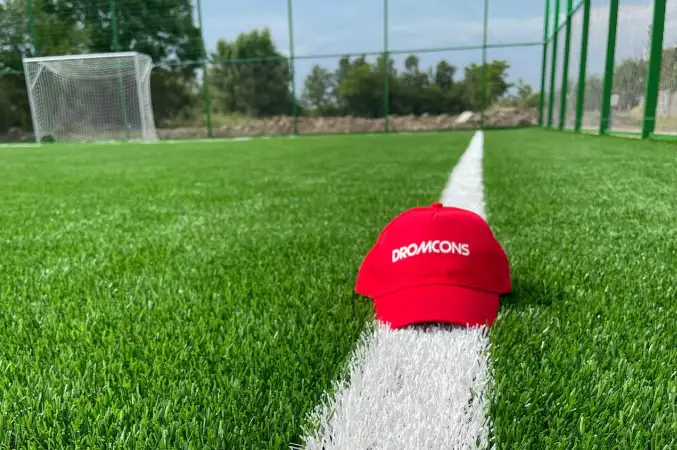 Imagine pentruConstruiești un teren de sport sau o hală industrială? Alege Dromcons pentru proiectare și execuție fără compromisuri